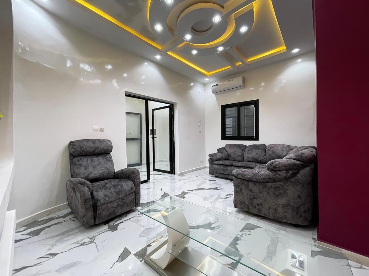 Villa Adja Nafy A Saly Gandigal Luaran gambar